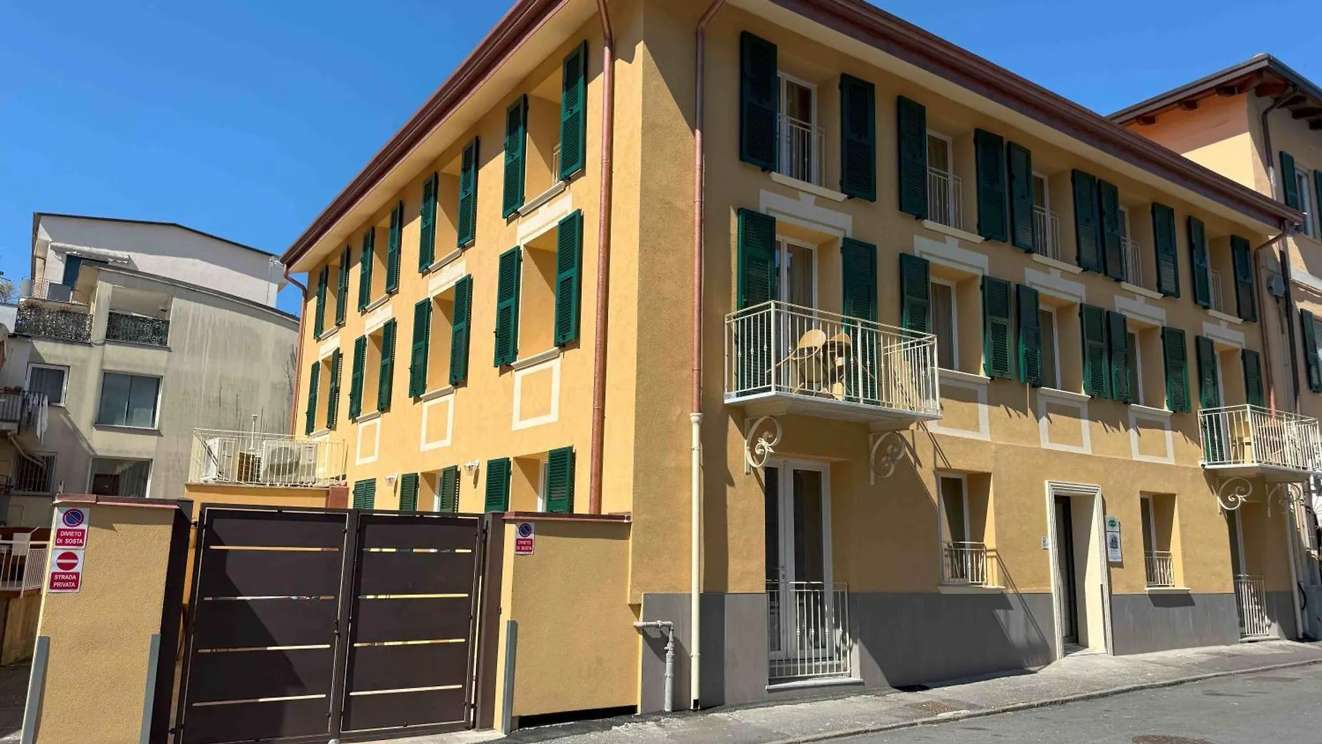 Apartment 5 Terre Hub Suite 1 La Spezia